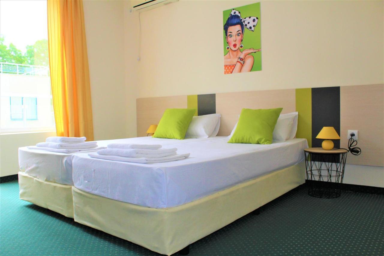 Pop Art Hotel Primorsko Exterior foto